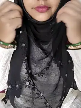 Miss Rose   online show from October 4, 6:50 pm