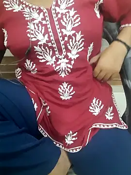 Snapshot of Minakshi_677 chatting on October 2, 7:04 am Minakshi 677 online show from October 2, 7:04 am