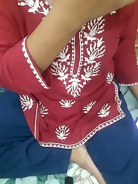 Snapshot of Minakshi_677 chatting on October 29, 5:53 am Minakshi 677 online show from October 29, 5:53 am