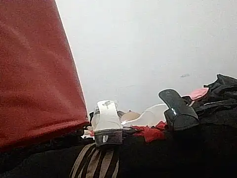 vanessadeesse online show from March 28, 8:52 pm