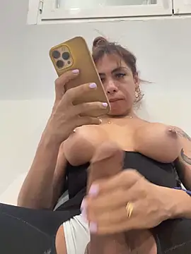 Naomi24herr online show from March 16, 3:34 am