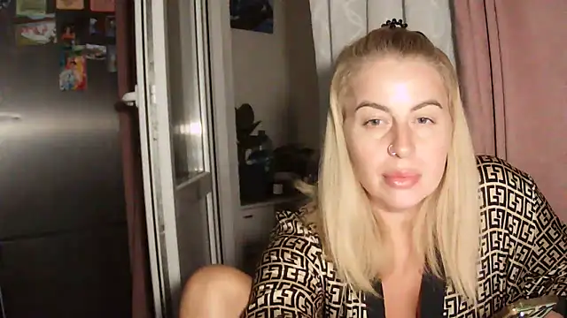 Miravynn online show from March 30, 7:59 pm