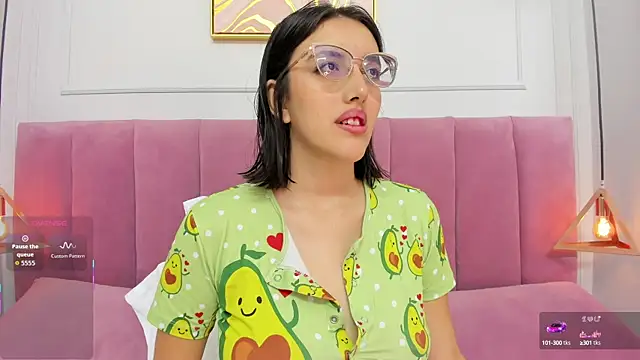 venusgreys1  online show from October 17, 11:57 am