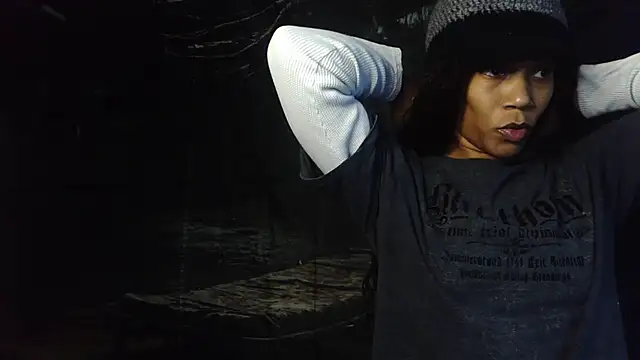 MrsToniTone online show from October 31, 10:00 pm