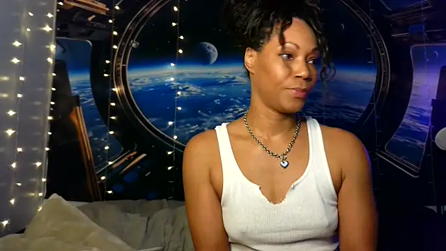 MrsToniTone online show from November 11, 4:18 pm