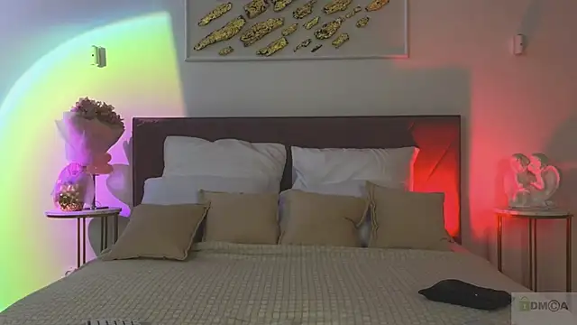 Snapshot of Nicole_Broown_ chatting on February 6, 9:18 pm Nicole Broown online show from February 6, 9:18 pm