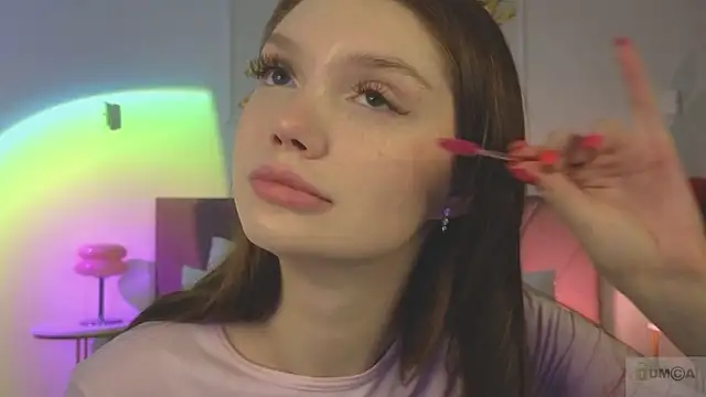 Snapshot of Nicole_Broown_ chatting on February 18, 11:11 pm Nicole Broown online show from February 18, 11:11 pm