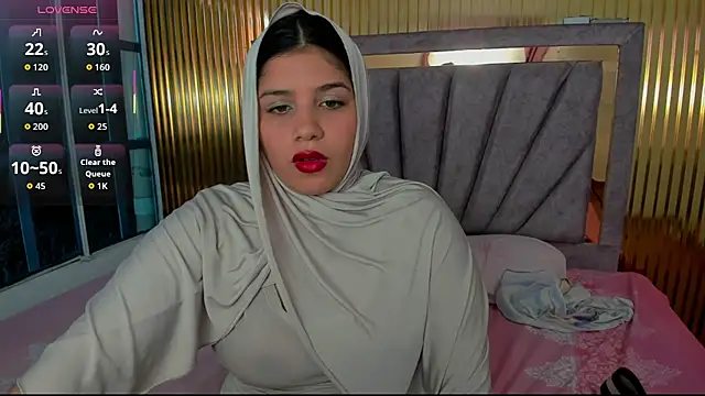 Amyra Rasi online show from November 10, 7:13 pm