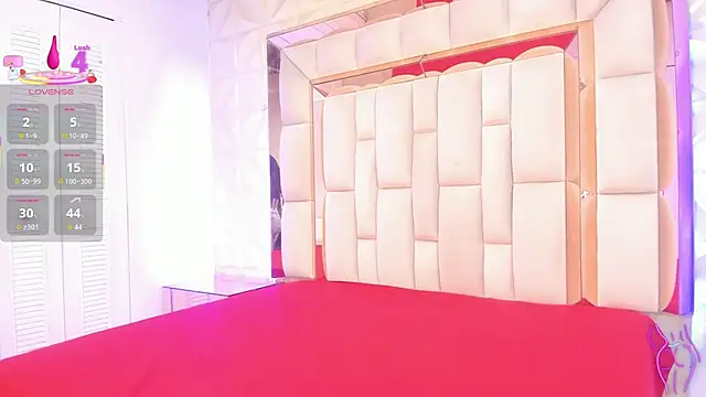 Sarah Adamss online show from November 17, 12:22 pm