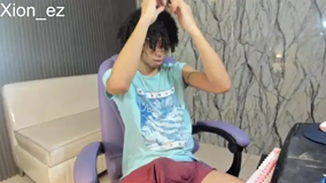 Snapshot of xion_ez chatting on June 14, 7:38 pm xion ez online show from June 14, 7:38 pm