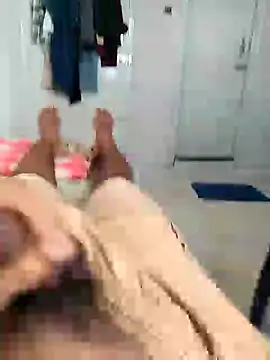 Snapshot of ramboram897 chatting on September 25, 9:02 am ramboram897 online show from September 25, 9:02 am