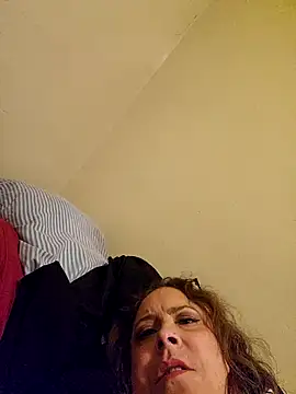 Queenbz1979 online show from October 26, 11:53 pm