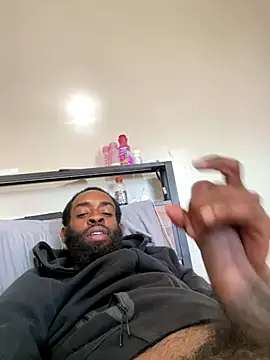 Snapshot of vaultclub chatting on October 8, 9:34 pm vaultclub online show from October 8, 9:34 pm