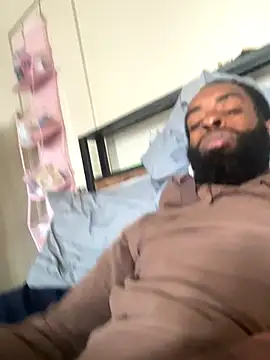 Snapshot of vaultclub chatting on October 20, 1:22 pm vaultclub online show from October 20, 1:22 pm