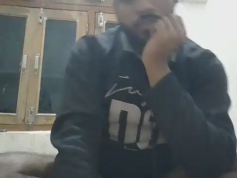 Raw12499 online show from December 2, 4:46 pm