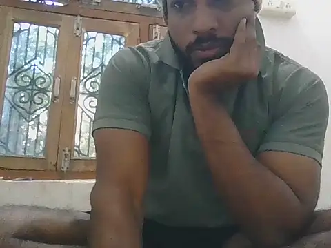 Raw12499 online show from December 4, 3:49 am