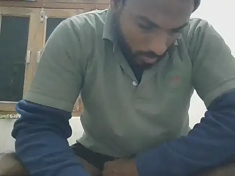 Raw12499 online show from December 20, 1:18 pm