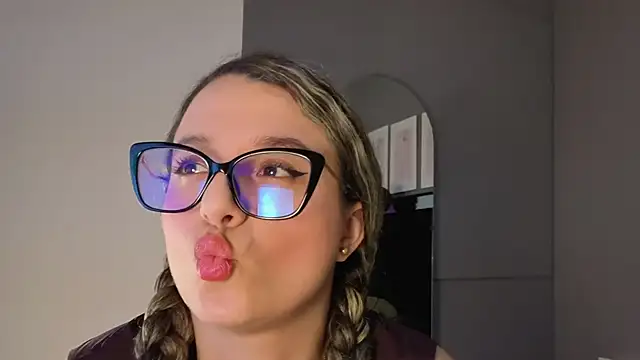 katiaa lovv online show from March 11, 12:22 pm