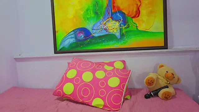 Snapshot of katiaa_lovv chatting on May 16, 7:56 pm katiaa lovv online show from May 16, 7:56 pm