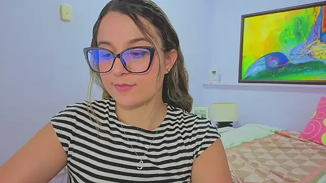 Snapshot of katiaa_lovv chatting on July 21, 3:42 am katiaa lovv online show from July 21, 3:42 am