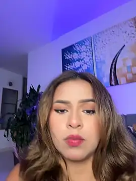 Snapshot of itsdanividarte chatting on July 29, 1:59 am itsdanividarte online show from July 29, 1:59 am