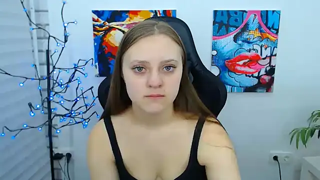 Snapshot of ArinaBelle chatting on December 1, 12:04 am ArinaBelle online show from December 1, 12:04 am