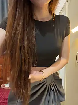 Snapshot of Quynhbabysexy chatting on June 9, 2:39 pm Quynhbabysexy online show from June 9, 2:39 pm