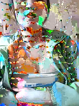 Snapshot of Paul-paul11 chatting on November 22, 1:15 am Paul-paul11 online show from November 22, 1:15 am