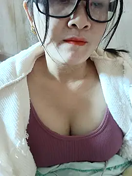 Snapshot of Paul-paul11 chatting on November 25, 2:00 am Paul-paul11 online show from November 25, 2:00 am