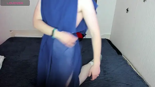 Cattie w  online show from November 1, 1:18 am