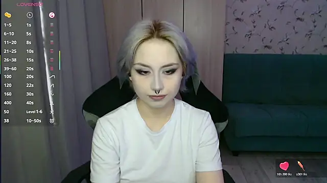LeisaHopperstad online show from July 25, 10:24 am