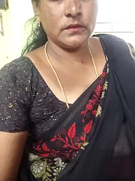 navyasree143 online show from April 26, 6:44 am