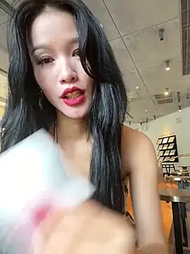 Snapshot of sharony_x chatting on April 18, 5:22 am sharony x online show from April 18, 5:22 am
