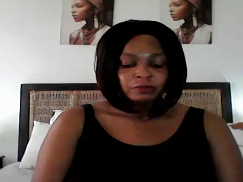 Blacksashaxx online show from April 5, 10:45 am
