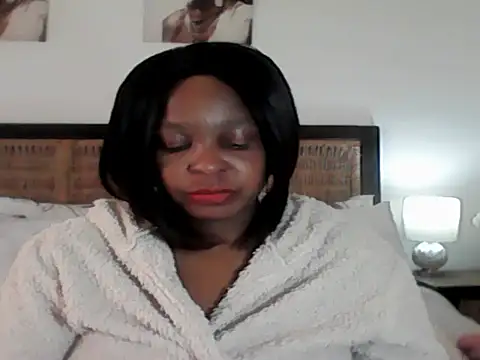 Snapshot of Blacksashaxx chatting on June 12, 6:34 am Blacksashaxx online show from June 12, 6:34 am