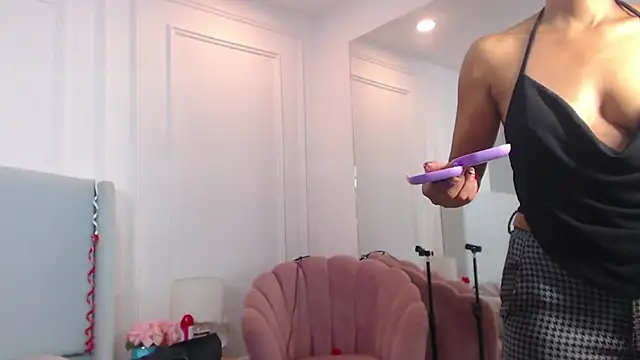 ChantalGarner online show from November 26, 1:01 pm