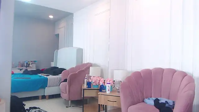 ChantalGarner online show from February 27, 1:22 pm