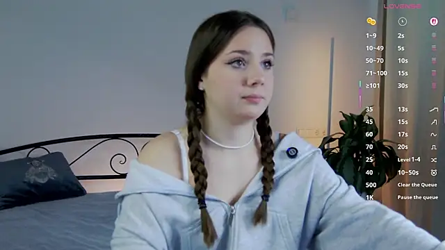 KariDollar online show from January 16, 7:45 am