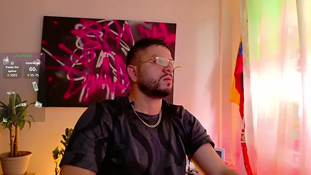 TomSloam online show from December 18, 4:35 pm