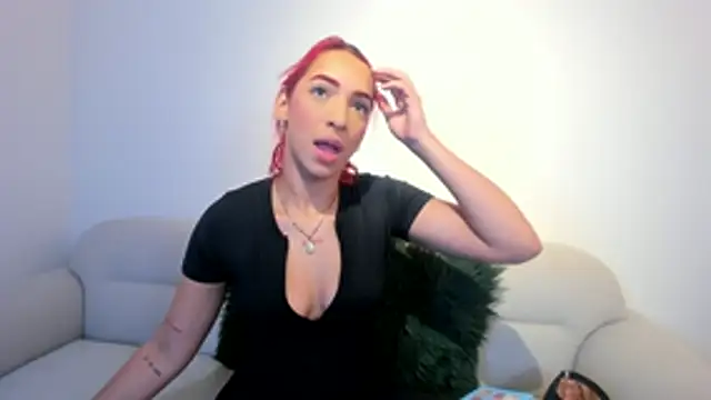 theladymonserrateshow online show from November 18, 12:42 pm