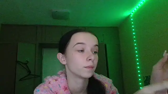Emilia Light online show from October 10, 6:56 am