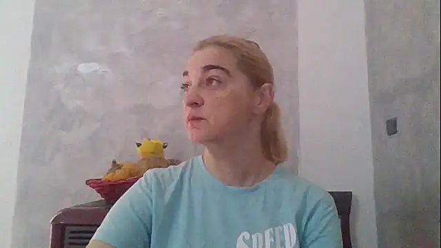 GoldenAngelMilf online show from May 4, 6:20 am