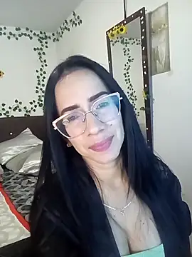 Snapshot of YaraDuartee chatting on January 31, 11:47 pm YaraDuartee online show from January 31, 11:47 pm