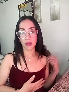 Snapshot of YaraDuartee chatting on March 4, 9:54 pm YaraDuartee online show from March 4, 9:54 pm