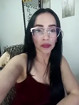 Snapshot of YaraDuartee chatting on March 12, 12:28 am YaraDuartee online show from March 12, 12:28 am