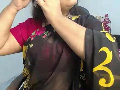 Snapshot of Queen_Homaira chatting on November 3, 3:41 am Queen Homaira online show from November 3, 3:41 am