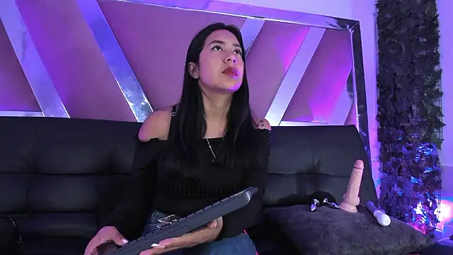 KateValencia online show from March 12, 1:45 am