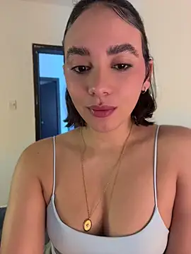 Capricho 01 online show from June 12, 7:13 pm