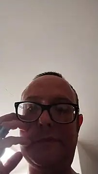 Snapshot of Hunglongny chatting on January 11, 3:00 am Hunglongny online show from January 11, 3:00 am