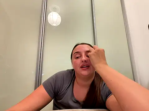 Playfulvixen25 online show from October 1, 3:01 am